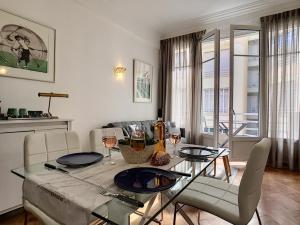Appartement Nestor&Jeeves - MARIA BEACH - Central - By sea rue Meyerbeer, 2 entrée A 06000 Nice Provence-Alpes-Côte d\'Azur