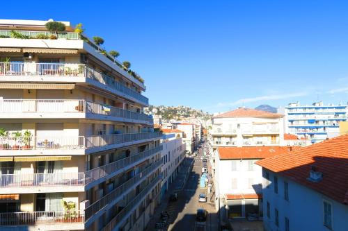 Nestor&Jeeves - PALAIS NICOLE - Central - Very close sea