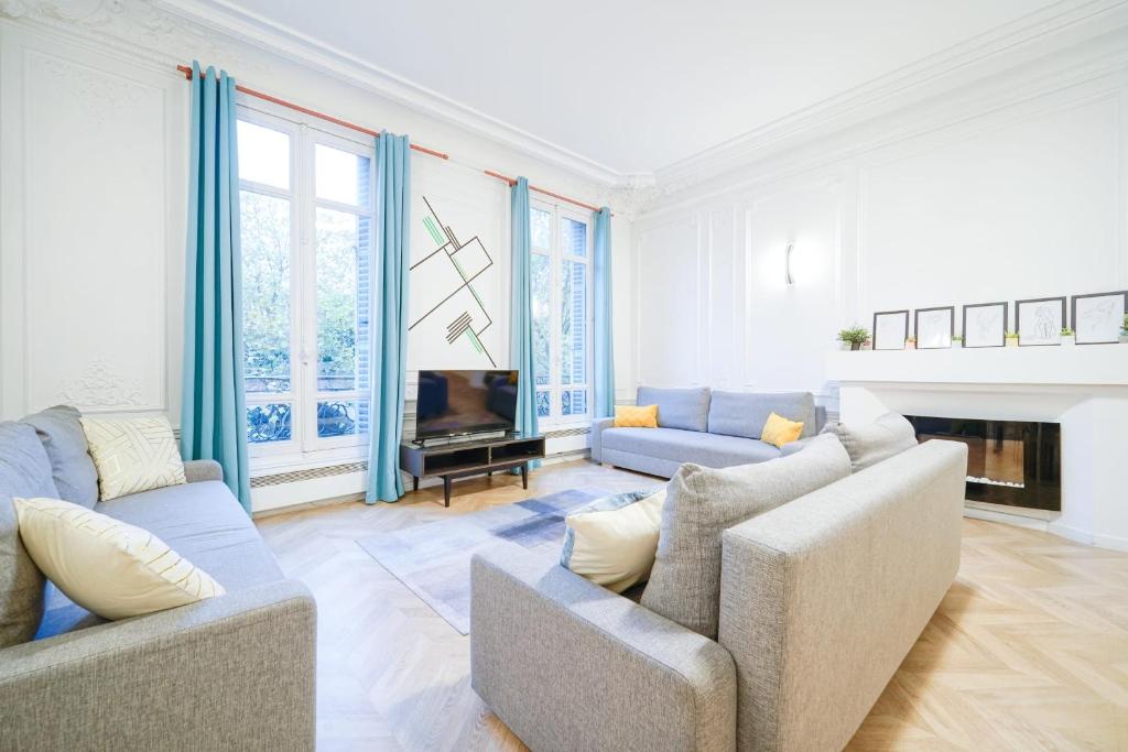 Nestor&Jeeves - PALAIS RENOIR - By sea - Free parking 06000 Nice