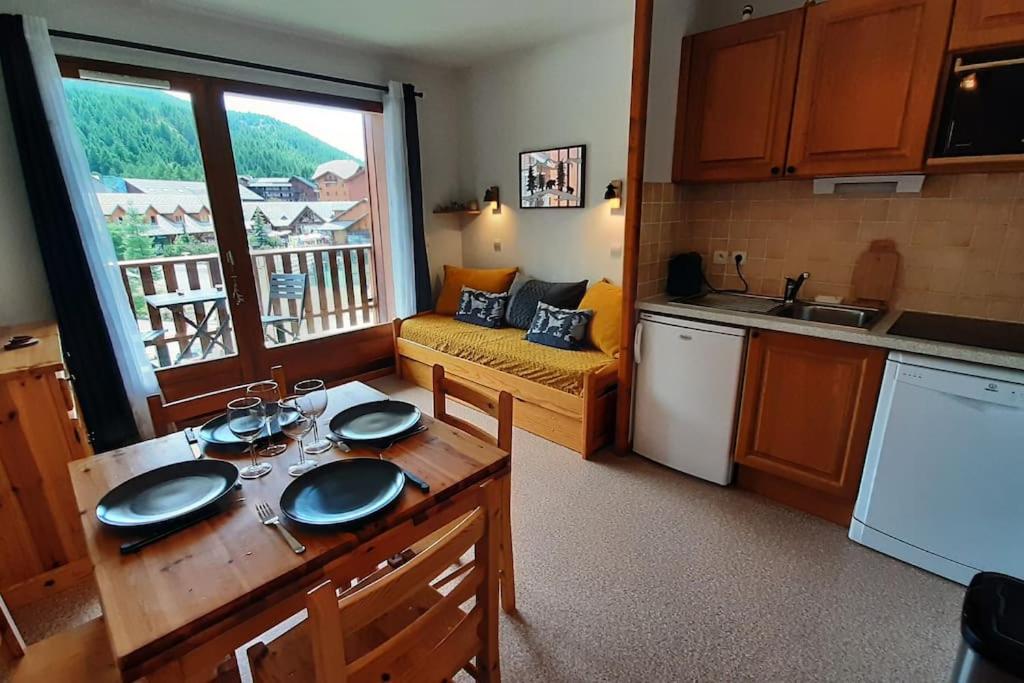 Nestor&Jeeves - ROSIE FRANCE RIVIERA - Close sea - Balcony