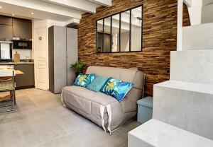 Nestor&Jeeves - SECRET BEACH DUPLEX - Very close sea - Atypical
