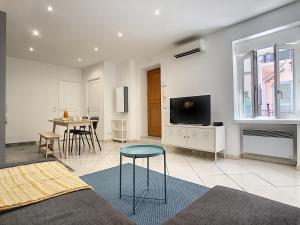 Nestor&Jeeves - URBAN SUN - Central - Very close sea and pedestrian zone