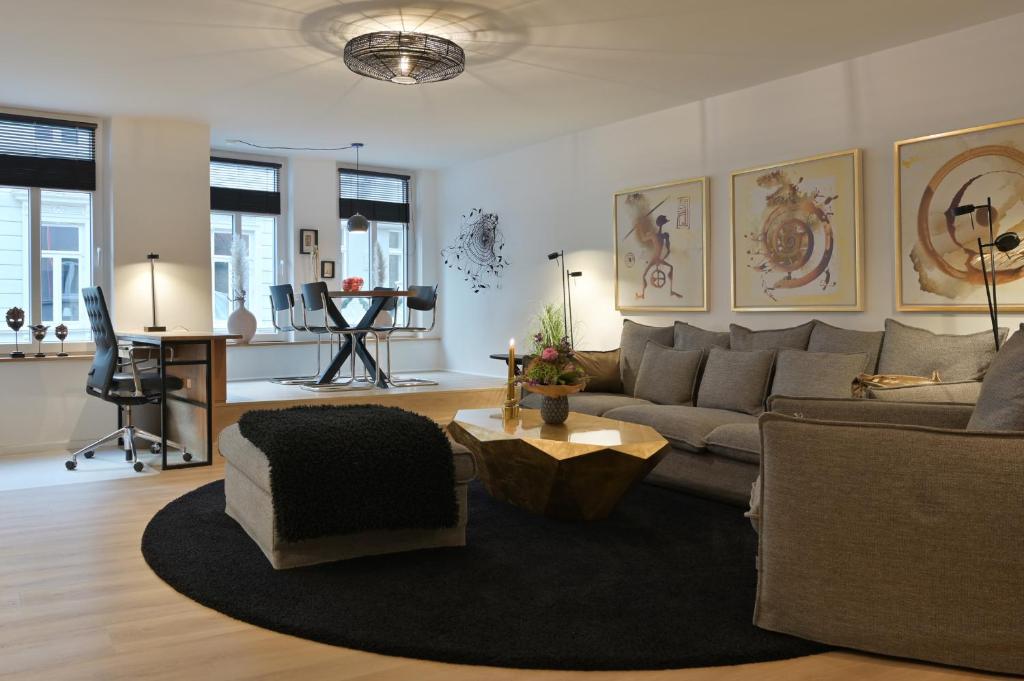 Appartement NEU RENOVIERT - Luxus Ferienwohnung in der Fußgängerzone - STADTBLICK 45 Große Straße 1. Etage 24937 Flensbourg