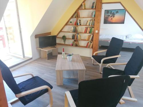 NEU! Sonnendeck mit Dachterrasse & Parkplatz