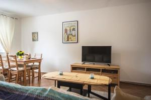 Neue Reihe 8 Wohnung links