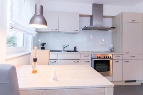 Appartement Appartement Neuenstadt in ruhiger Lage im Wohngebiet Schweriner Straße 20 Erdgeschoss links Neuenstadt am Kocher