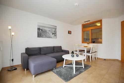 Neuer Weg 1 b Wohnung Haron