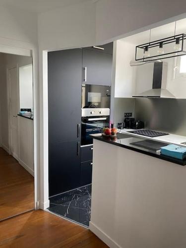 Neuilly-Sur-Seine : 2 pièces 40 m2- central