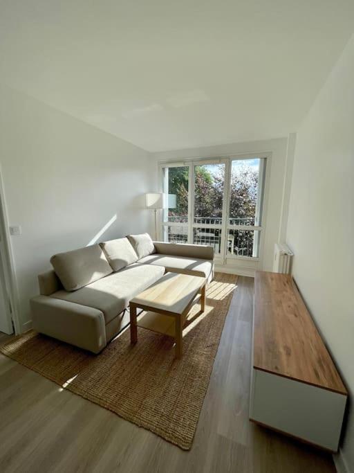 New 2 bedroom apartment to visit Paris 2e étage 56 Rue de la Convention, 94270 Le Kremlin-Bicêtre