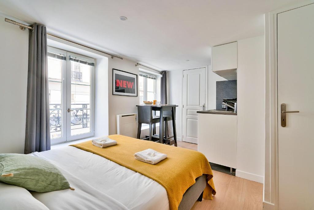 New and Bright Studio in the Heart of Paris (1G) 1 Rue de l'Échiquier, 75010 Paris