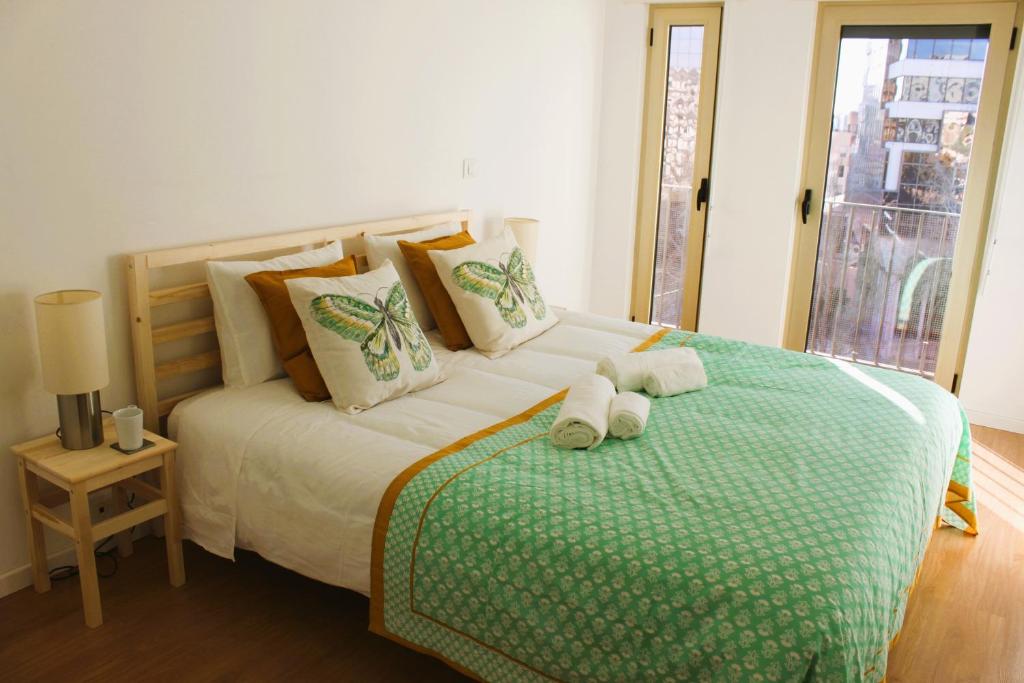 Appartement New and Central with free parking and 5min walk of subway station 14 Avenida Álvaro Pais 4º B 1600-873 Lisbonne