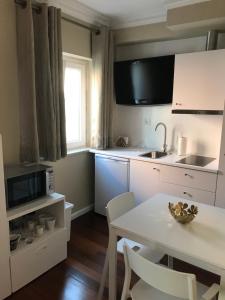 New and Unique Charming Studio at Campolide
