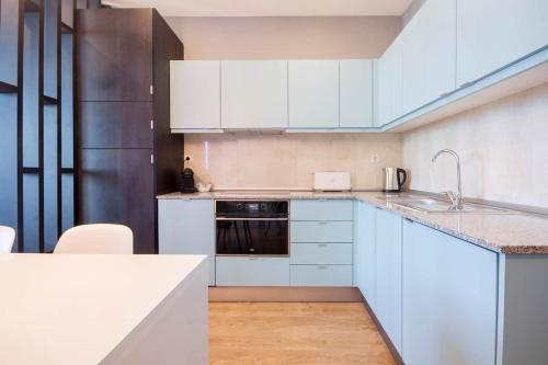 NEW! Apartamento Galé (wifi, estacionamento, elevador) 418