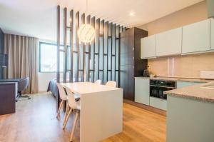 NEW! Apartamento Galé (wifi, estacionamento, elevador) 418