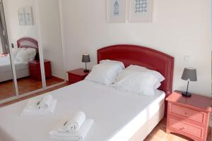 New Apartment on the beach Lagos by amcf