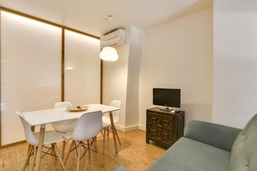 New apartment with easy access in traditional area