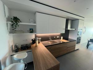 NEW BUILT 2-BEDROOM WITH FANTASTIC OCEAN VIEWS – WPOV2
