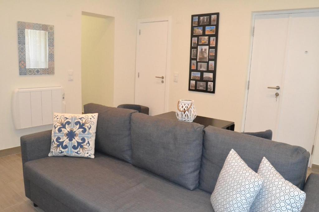 New charming flat in the Heart of Lisbon Calçada de Santo André, 50, RC ESQ, 1100-497 Lisbonne