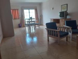 New Flat in Dunas de Alvor with Front Balcony Pool