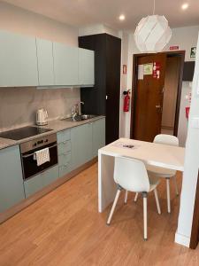 NEW!! Galé 411 Center Apartamento (Wi-Fi, estacionamento)