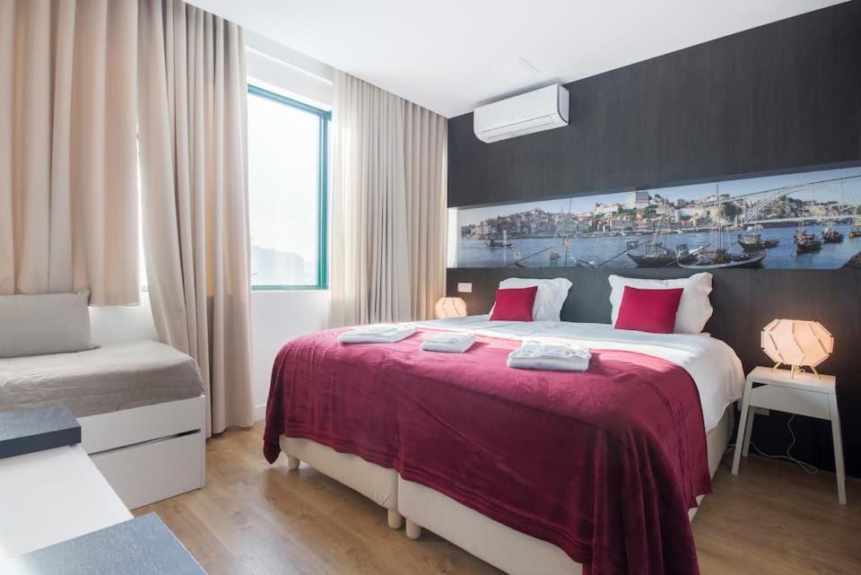 NEW! Galé Apartamento (Wi-Fi, estacionamento) 607 129 Campo 24 de Agosto 607, 4300-504 Porto