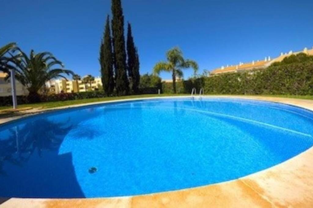 Appartement New Grand duplex avec terrasse plein sud vue piscine Rua das Cássias 8125-406 Vilamoura