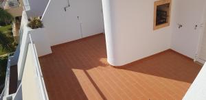 New Grand duplex avec terrasse plein sud vue piscine