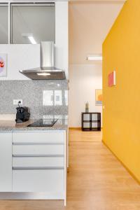 NEW Hopstays Oporto Poem - Apartamento na Praça da Galiza