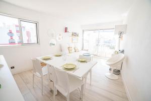 NEW LE CORALIE Vue MER- Acces PLAGE-Terrasse-idéal Famille - 5pers - CoHoteConciergerie La Grande Motte