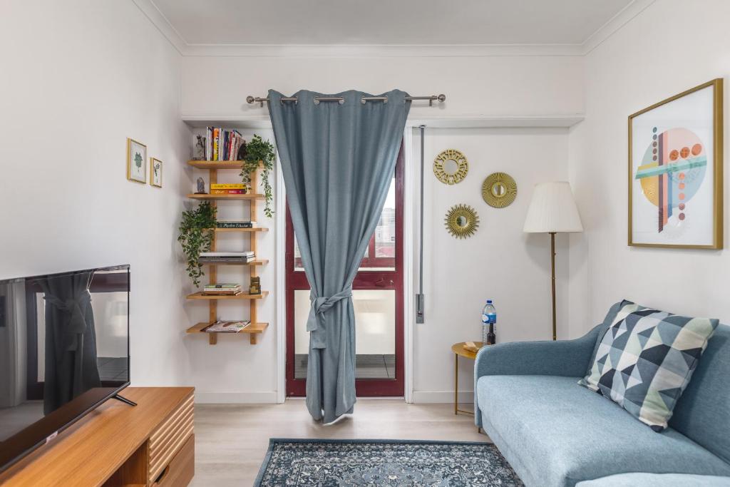 NEW LISTING - Oporto Music Rua Vitorino Nemésio 8 8, 4050-637 Porto