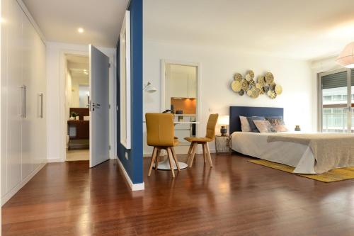 New loft with swimming pool at Parque das Nações!