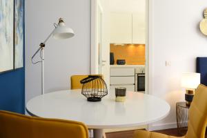 New loft with swimming pool at Parque das Nações!