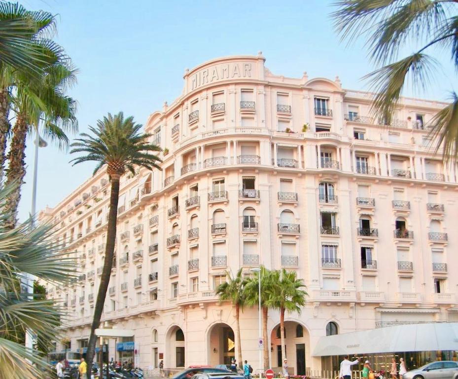 New | Luxury Apartment in Palais Miramar 65 Boulevard de la Croisette, 06400 Cannes