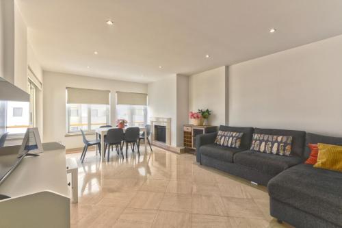 New Luxury Apartment in Quarteira