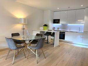 New!! Luxury Avenida Da Liberdade Flat- with Rooftop and Pool
