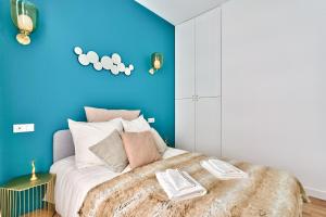 NEW ! Outstanding 2BR & 1BR Apt in Paris 15