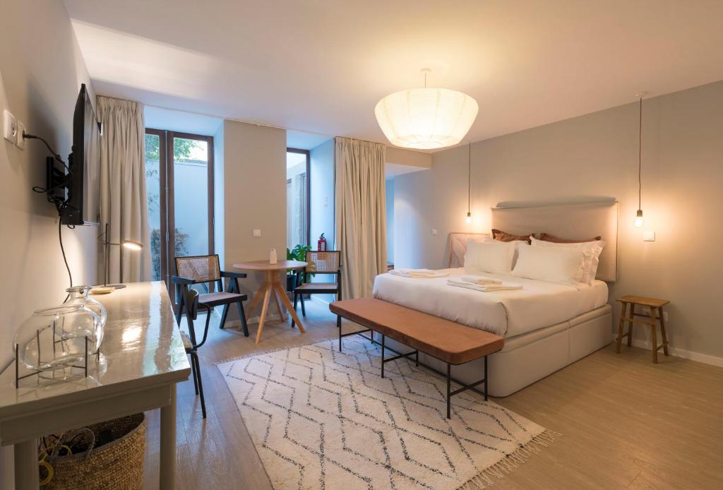 NEW! Porto Central Loft I with Terrace 165 Rua de 31 de Janeiro, 4000-542 Porto