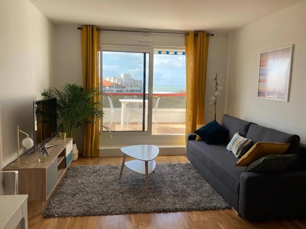 New renovated Saint Germain 2 Bedroom