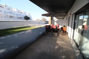 New, spacious one bedroom apartment with pool in Cabanas de Tavira
