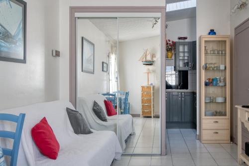 New Studio Cyclade, proche du port de Saint Martin