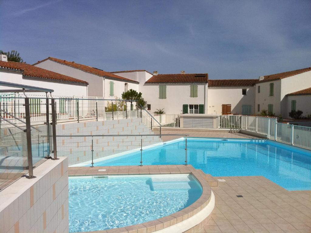 Appartement New Studio Palombe dans résidence avec piscine 25 Venelle de l'Orneau 17410 Saint-Martin-de-Ré