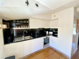 NEW Unique apartment in the center of Lisbon with views over the city and the Tagus river
