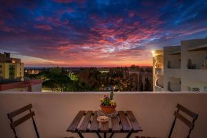 *New*Vilamoura Heaven's Paradise-Pool-Sunset-1BR