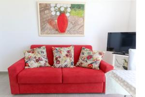 New with nice benefits CLIM-TERRACE- POOL - BENAKEY