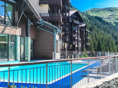 Newly redecorated 2-bed ski-in ski-out family apartment