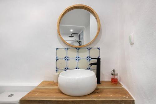 Newly renovated flat in historic city center