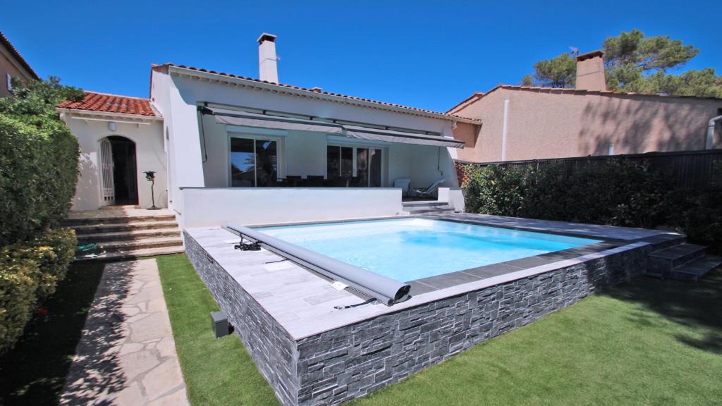 NG SuiteHome Balnéo 121Grand Rue 59100 Roubaix