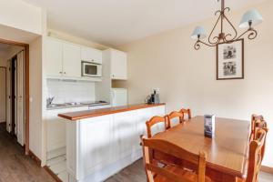 Nice 2-br in a luxury residence with swimming-pool in Deauville - Welkeys