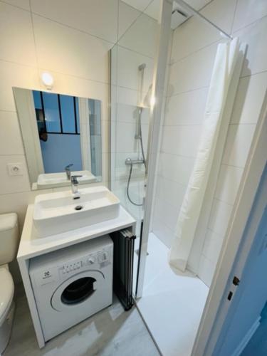Nice 20m With small balcony In vannes!