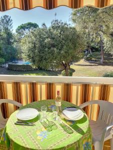 Appartement Nice 28m ideal for a golf stay! 1205 Avenue des Golfs 83700 Saint-Raphaël Provence-Alpes-Côte d\'Azur